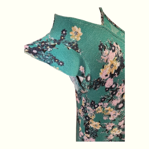 Maurices Women's Floral Cold Shoulder Top, Short Sleeve, Size Medium, M - Picture 3 of 14